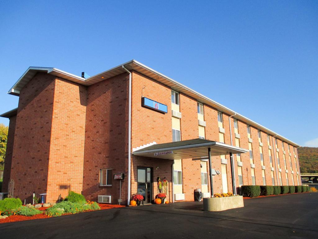 6-drums Hotel 2*