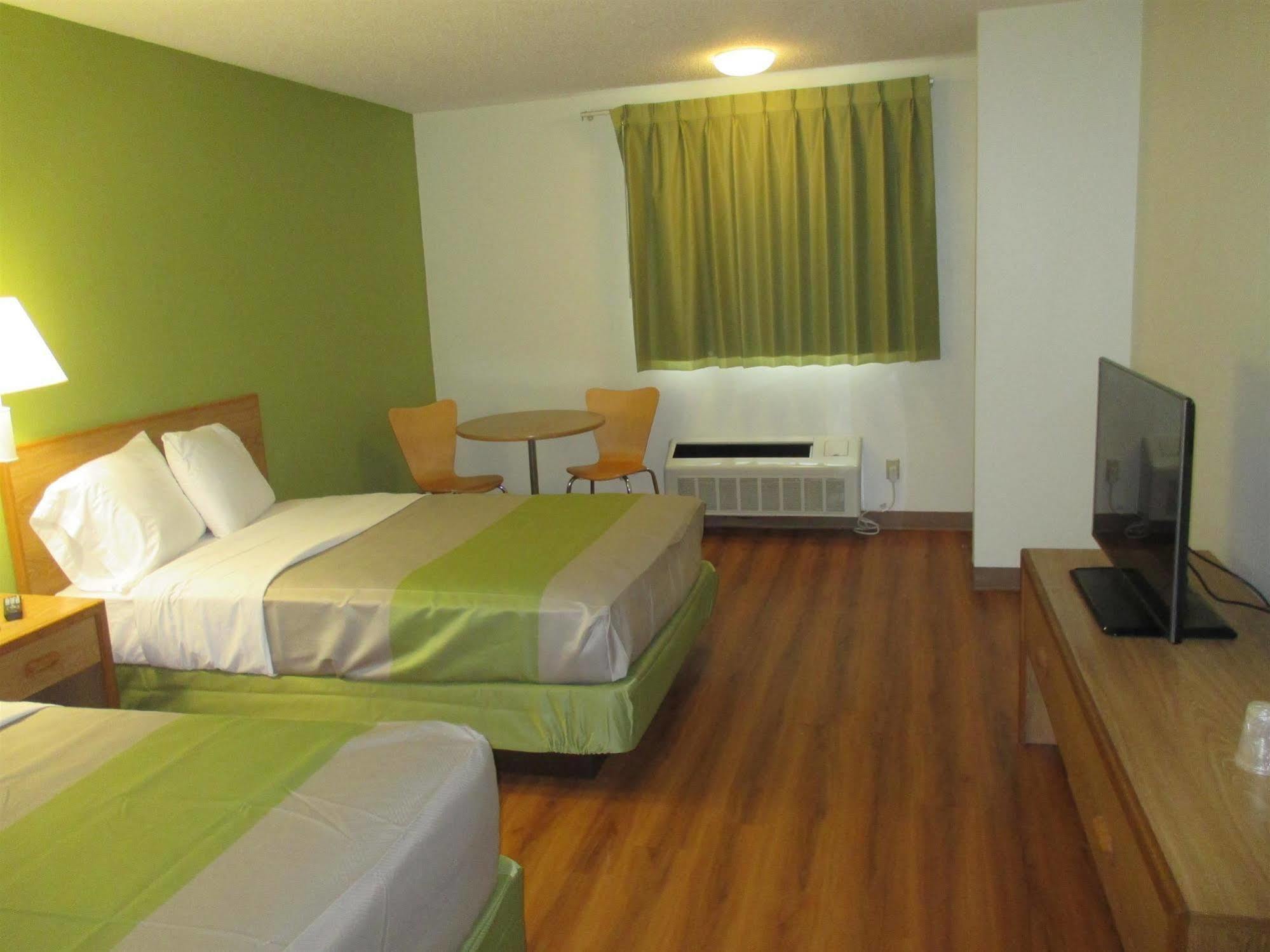 Hotel 6-drums 2*